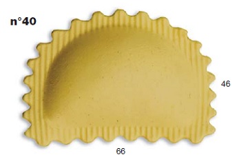 ШТАМП Д/РАВИОЛИ ДЛЯ НАСАДКИ LA MONFERRINA MULTIPASTA ПОЛУМЕСЯЦ 66x46 ММ 40